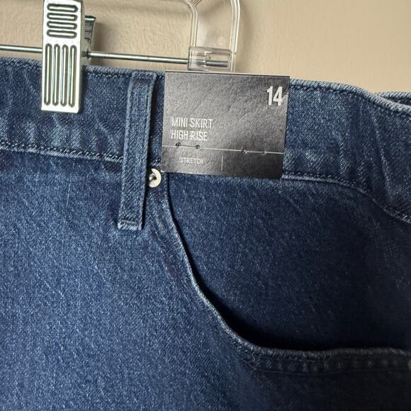 Express Women High Waisted Floral Denim Mini Skirt size 14 Blue Festival New - Picture 3 of 8